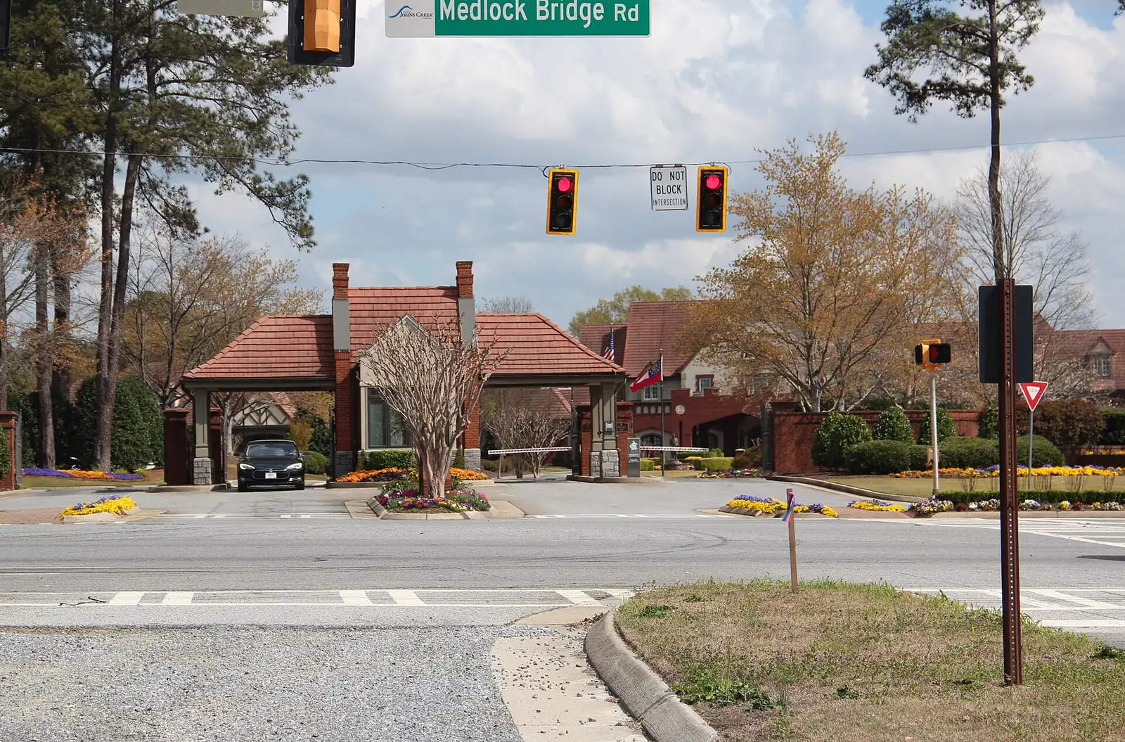 The front entrance of the Atlanta Athletic Club, a private club in the River Estates area of Johns Creek